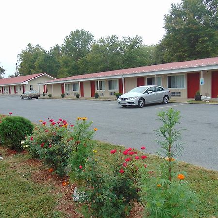 Red Carpet Inn Duncannon New Buffalo エクステリア 写真